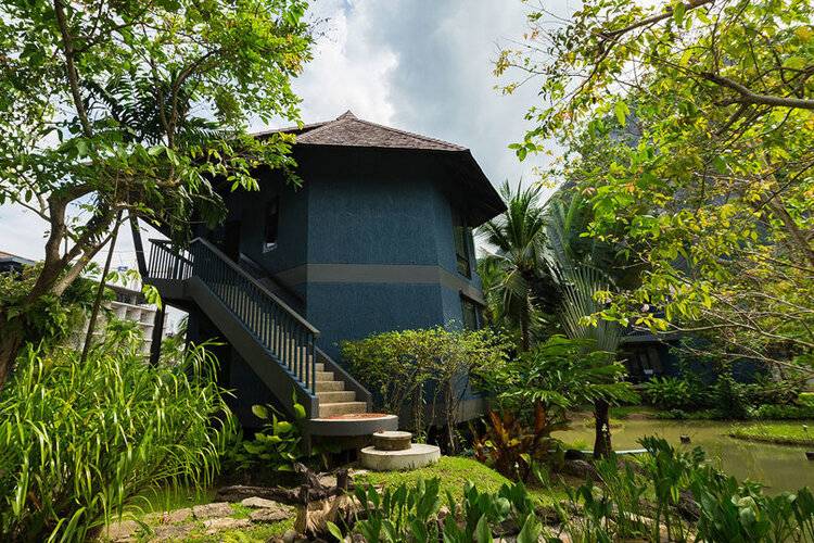 Peace Laguna Resort & Spa