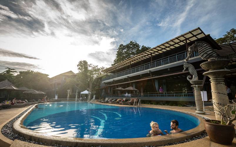 Peace Laguna Resort & Spa