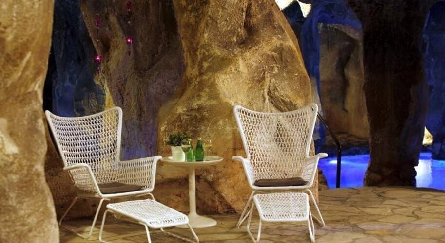 Club Elephant Malama Beach Holiday Village