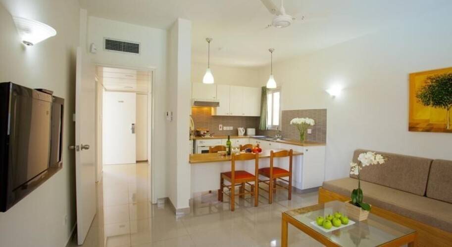 Club Elephant Malama Beach Holiday Village