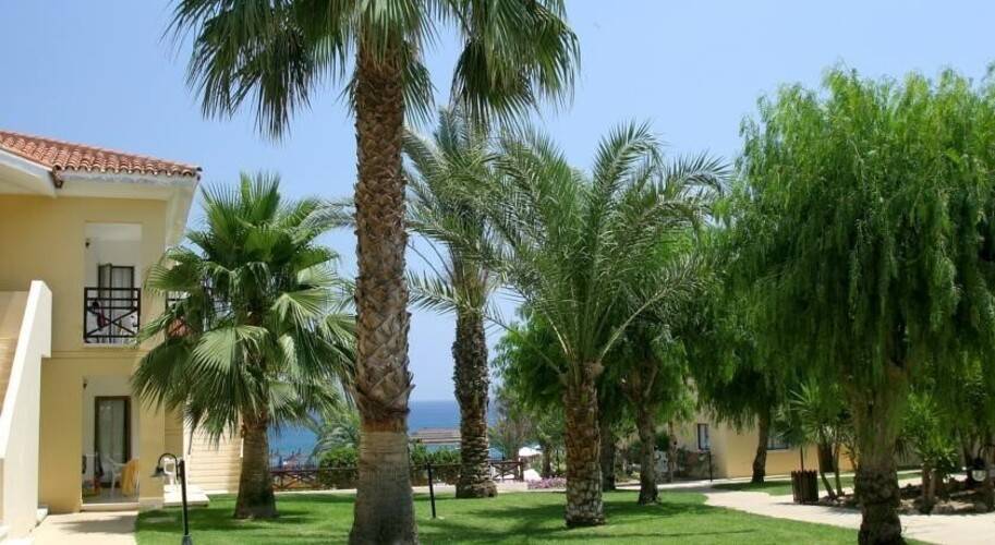 Club Elephant Malama Beach Holiday Village