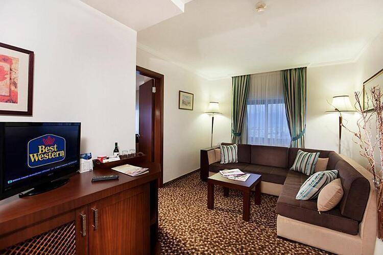 Best Western Plus Khan Hotel