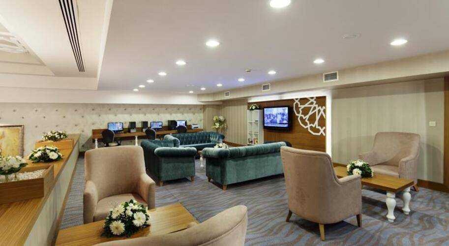 Best Western Plus Khan Hotel
