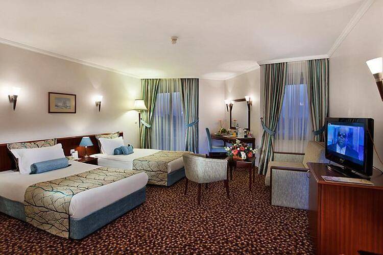 Best Western Plus Khan Hotel