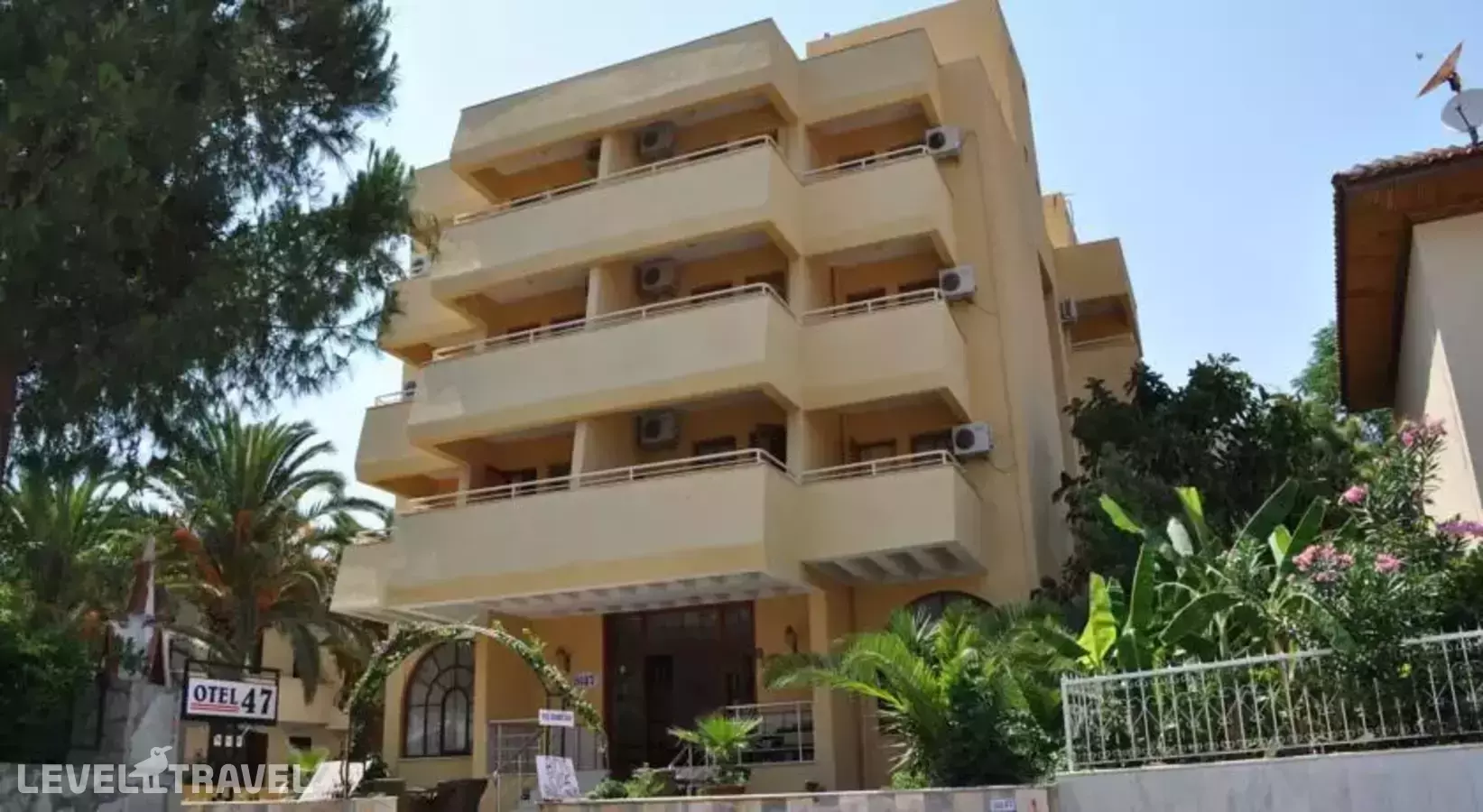 47 Hotel