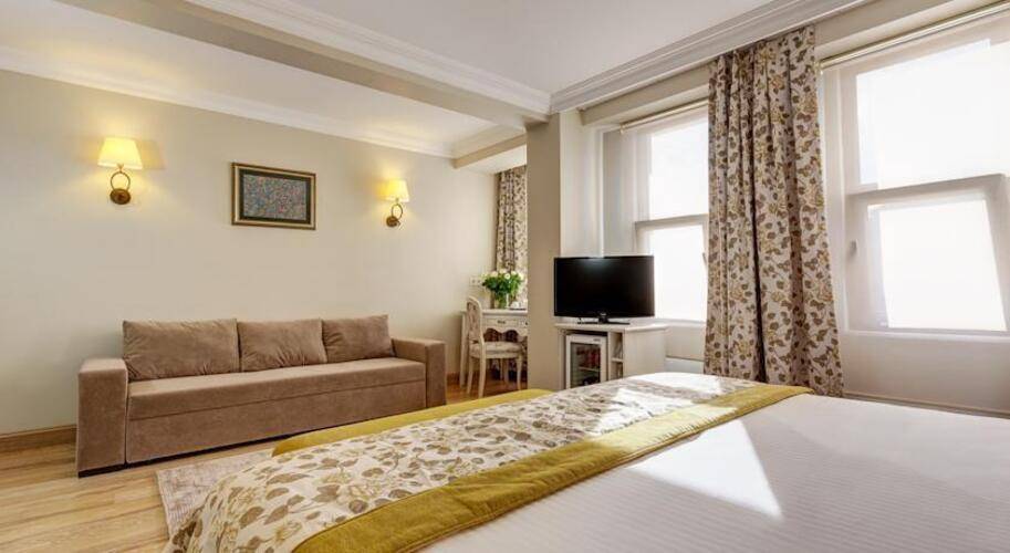 Arena Hotel