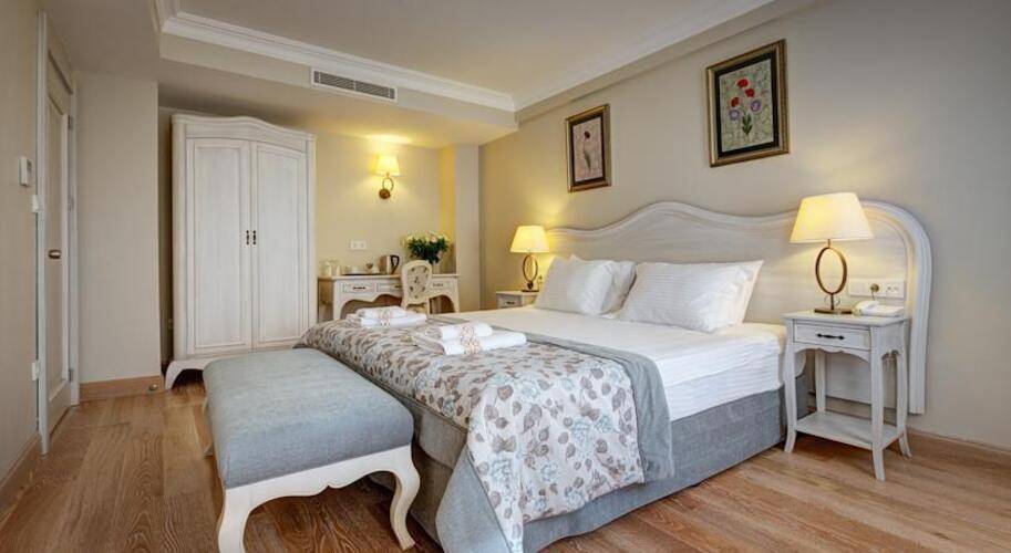 Arena Hotel