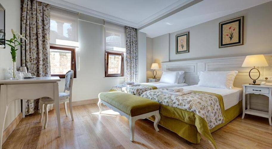Arena Hotel