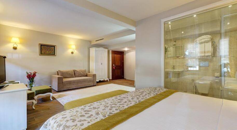 Arena Hotel