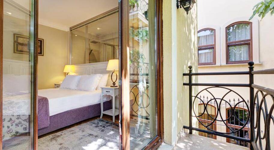 Arena Hotel