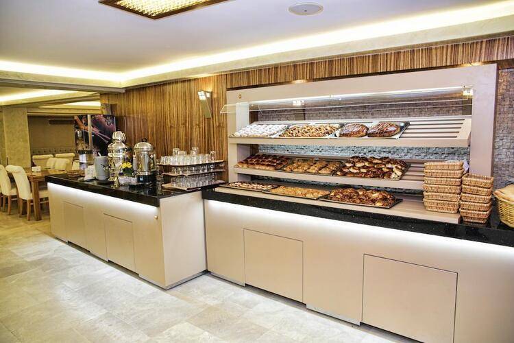 Orka Royal Hotel