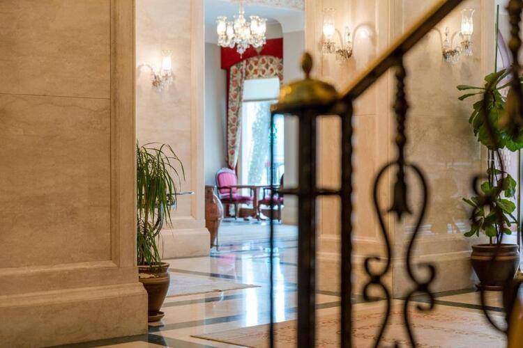Sultanhan Hotel