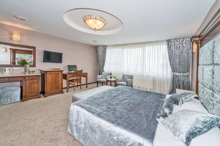 Antis Hotel