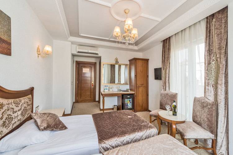 Antis Hotel