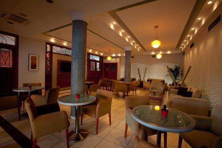 Pyramos Hotel