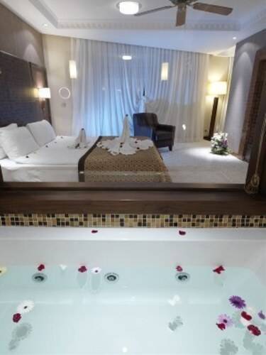 Bera Alanya Hotel