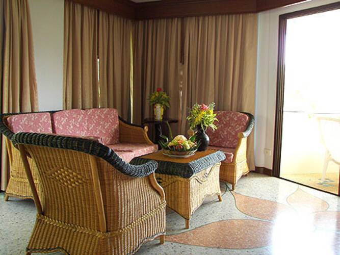 Golden Beach Resort