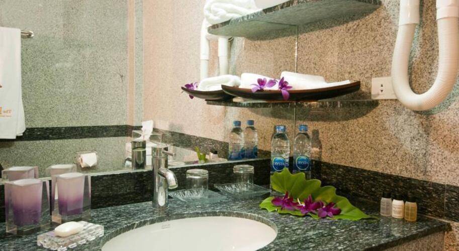 The L Resort