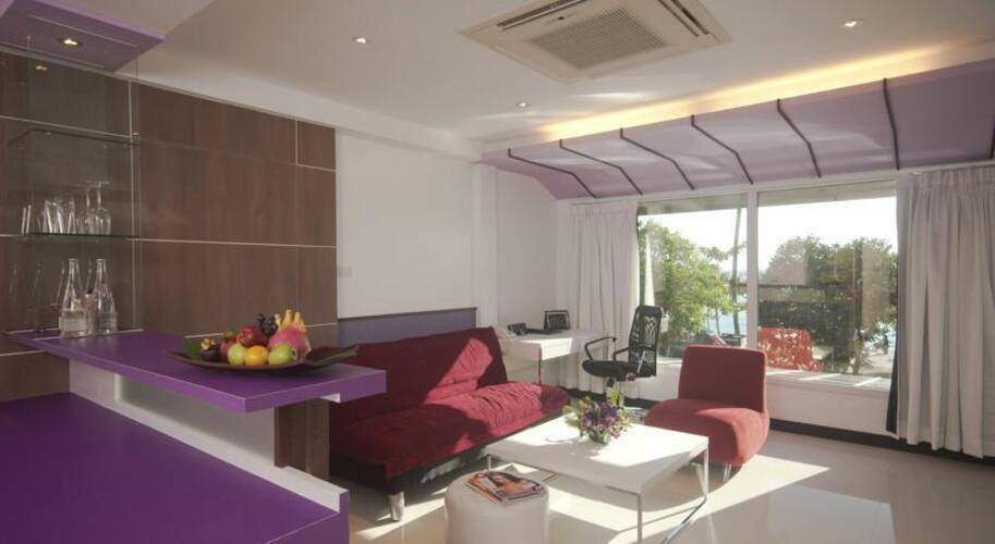 The L Resort
