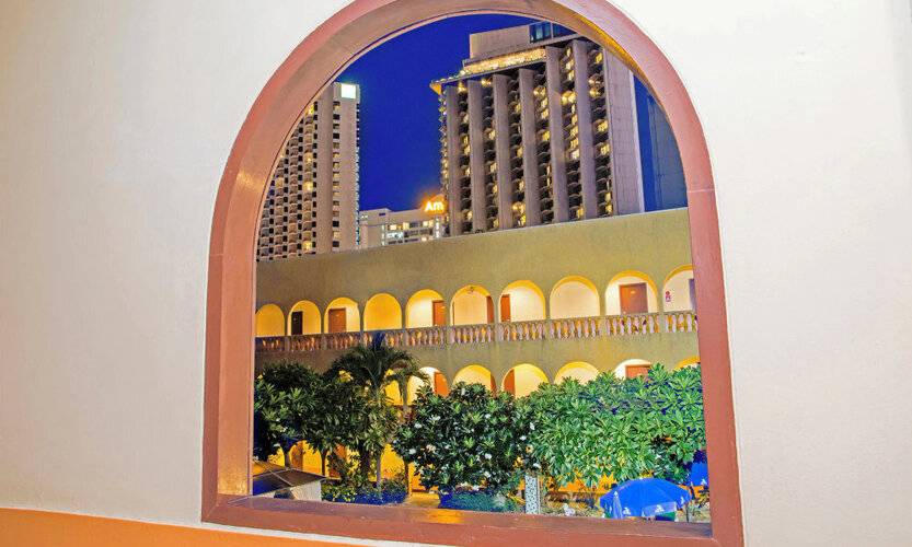 Sabai Lodge Hotel