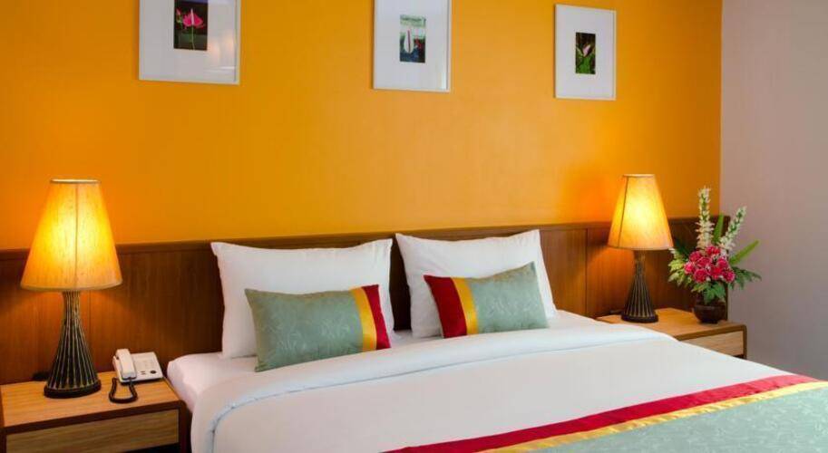Sabai Wing Hotel