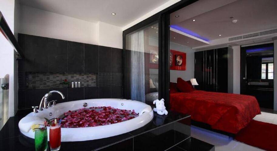 Absolute Bangla Suites Hotel