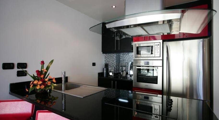 Absolute Bangla Suites Hotel