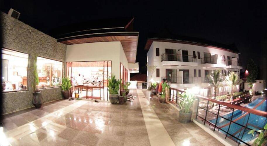 T Villa