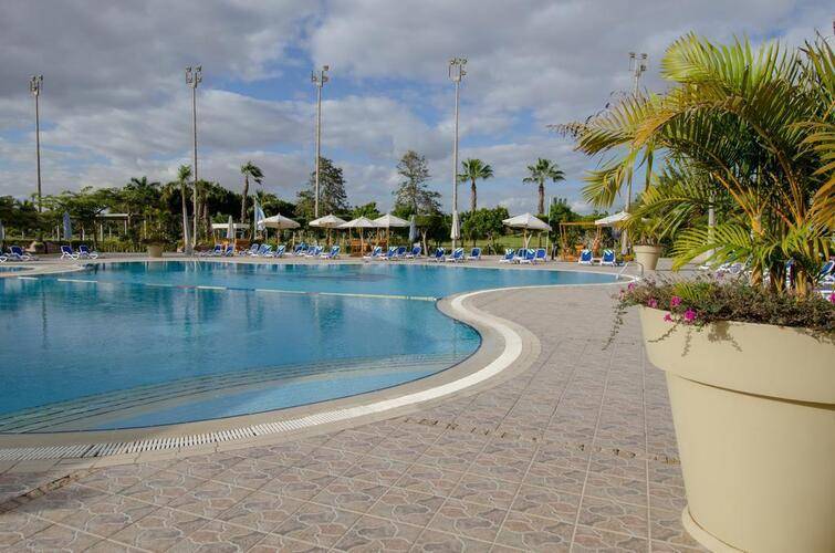 Swiss Inn Pyramids Golf