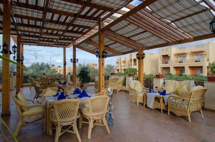 Swiss Inn Pyramids Golf