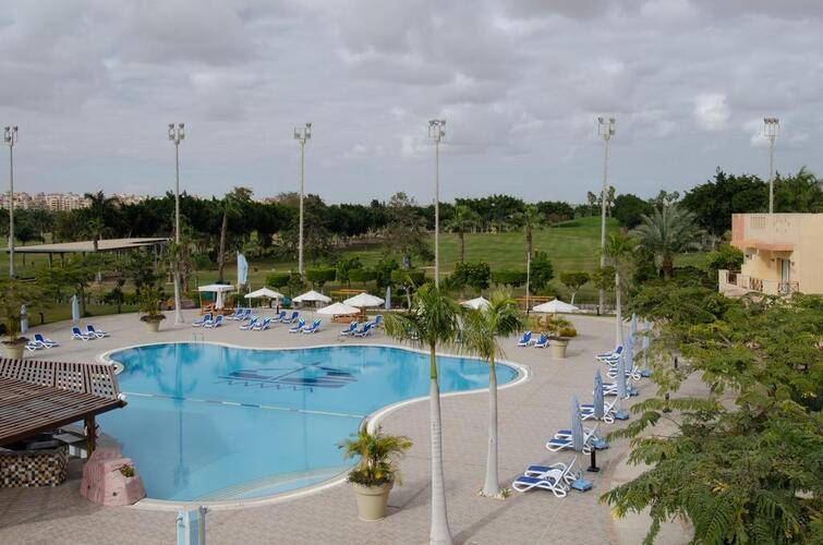 Swiss Inn Pyramids Golf