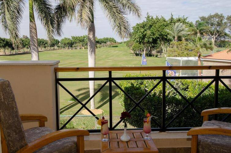 Swiss Inn Pyramids Golf