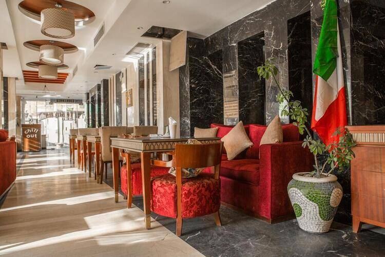 Tiba Pyramids Hotel