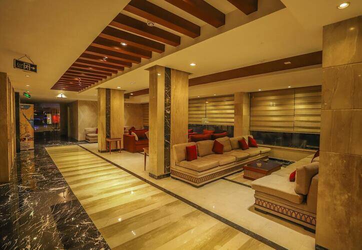 Tiba Pyramids Hotel