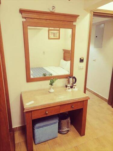 Tiba Pyramids Hotel