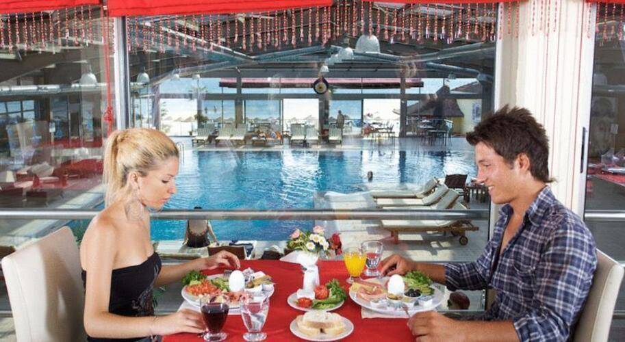 Blue World Hotel
