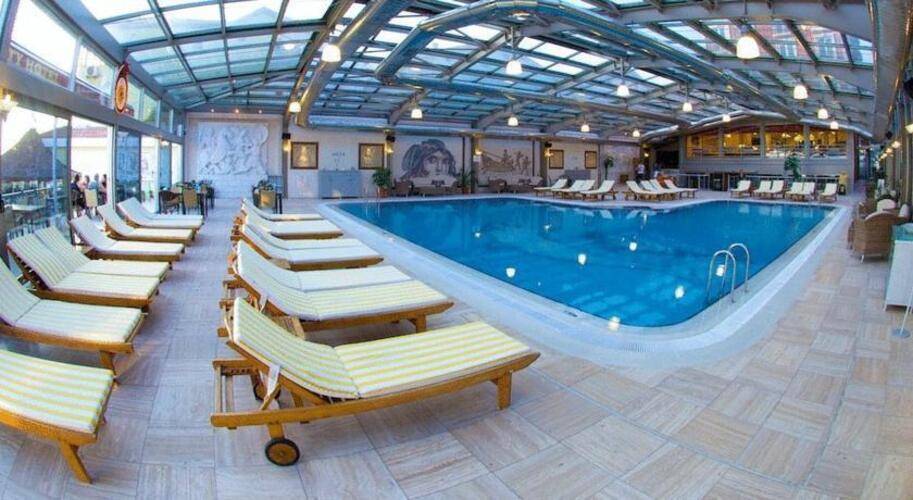 Blue World Hotel