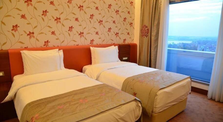 Ramada Hotel & Suites Istanbul Atakoy