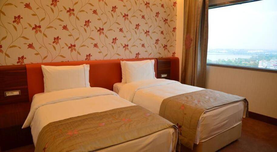 Ramada Hotel & Suites Istanbul Atakoy