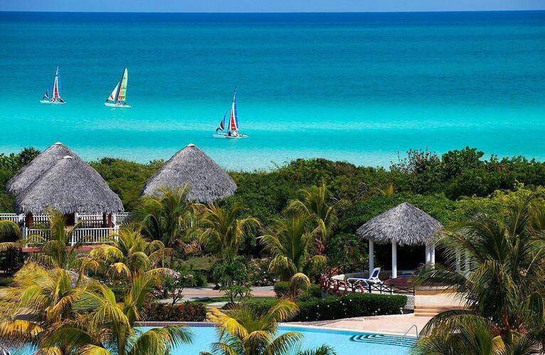 Memories Paraiso Beach Resort