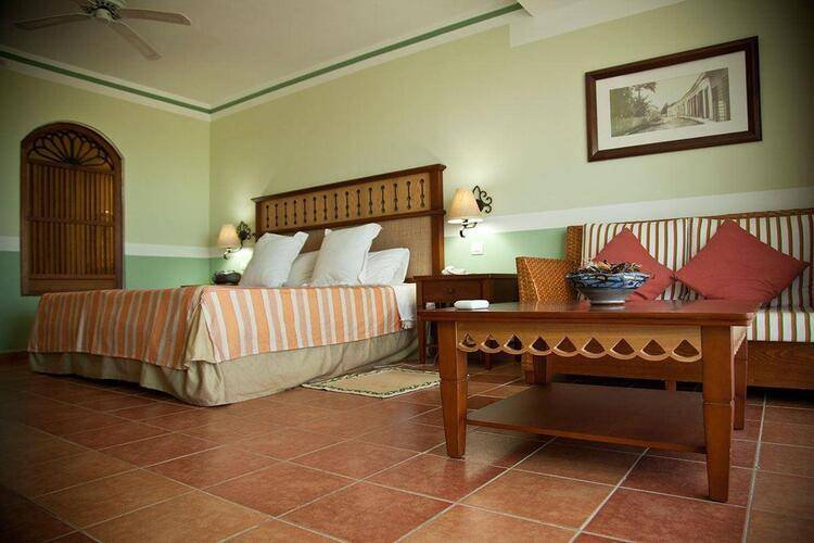 Memories Paraiso Beach Resort