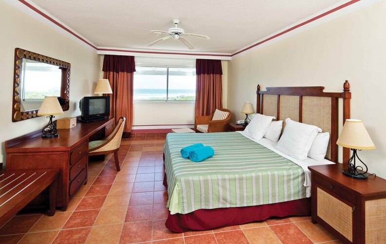 Memories Paraiso Beach Resort