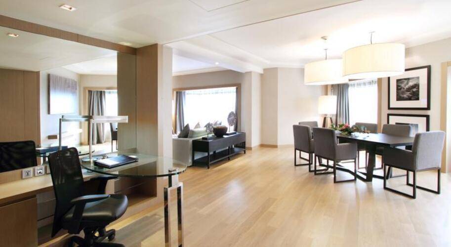 Centara Grand At Central Plaza Ladprao Bangkok