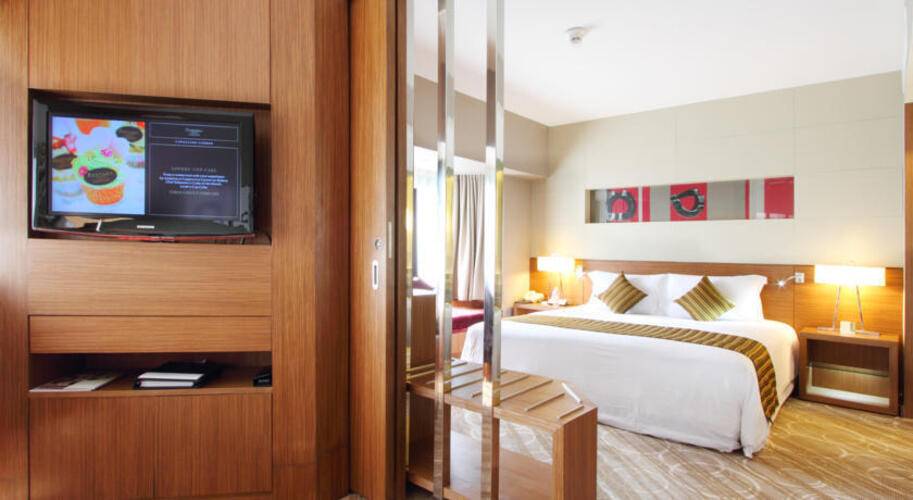 Centara Grand At Central Plaza Ladprao Bangkok
