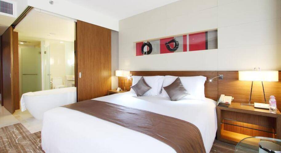 Centara Grand At Central Plaza Ladprao Bangkok