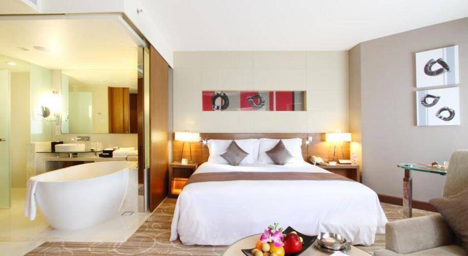 Centara Grand At Central Plaza Ladprao Bangkok
