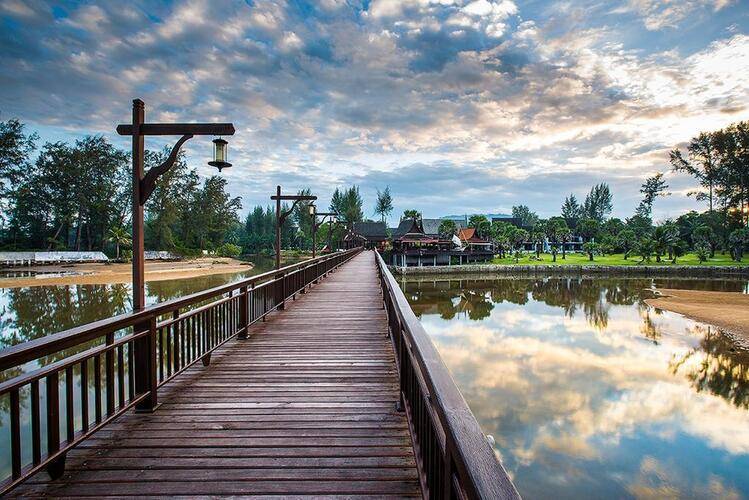 The Hotspring Beach Resort & Spa