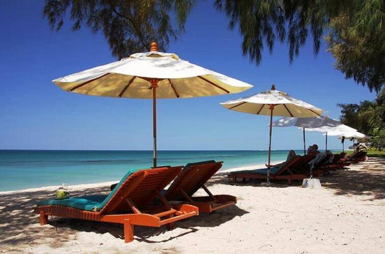 The Hotspring Beach Resort & Spa
