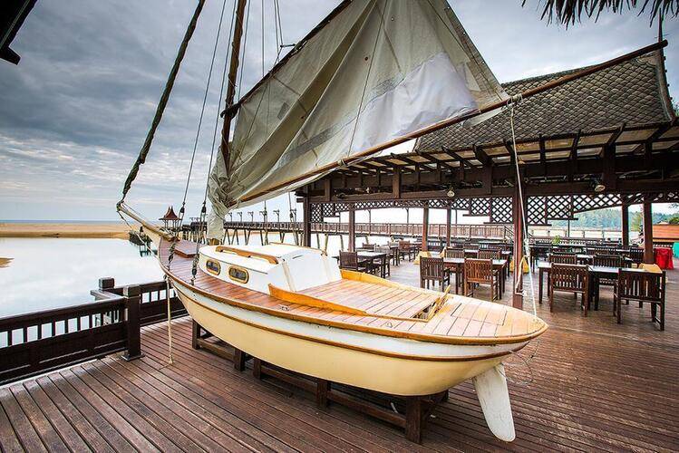 The Hotspring Beach Resort & Spa