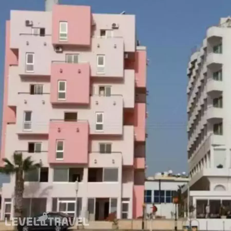 Flamingo Apts